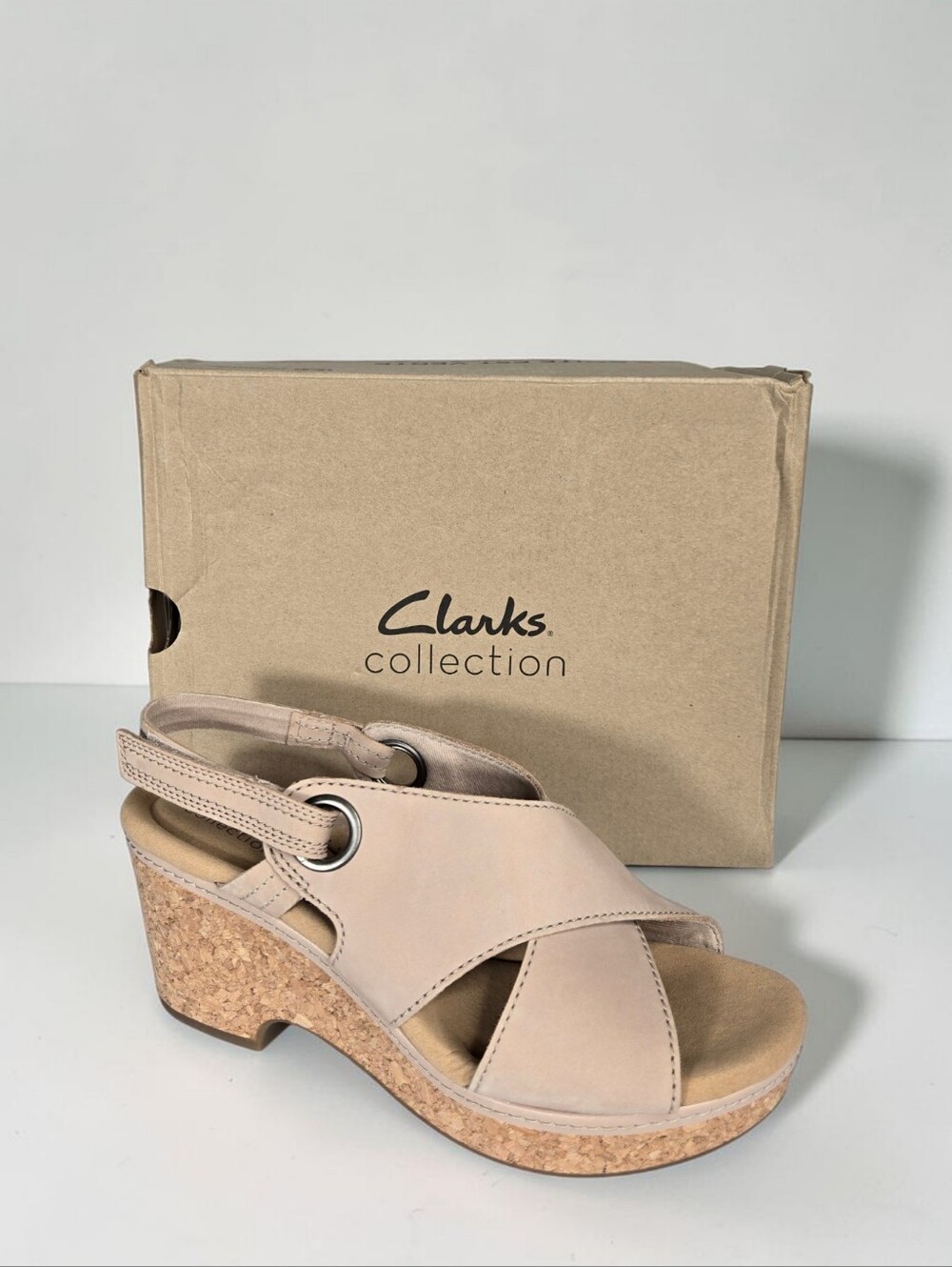 Clarks Giselle Loop Wedge Sandal Size 9 Khaki Sand Nubuck Slingback Cork
